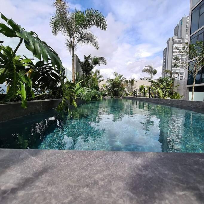 Cosmopolitan APT 1407, 5 Star Facilities, 15m SJO Airport, Parking, Pool, Gym San Jose  Bagian luar foto